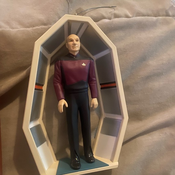 Star Trek Hallmark ornaments next generation - Picture 2 of 3
